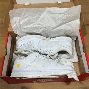Nike Dunk Low White/Neon Yellow Heart